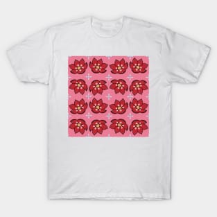 Chintzy floral repeat pattern in pink, chintzy red florals T-Shirt